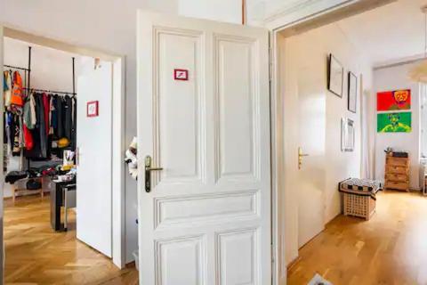 Fro-Media - Streetside Room 2 - Community Space Viena Exterior foto