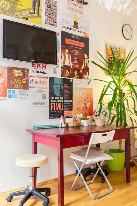 Fro-Media - Streetside Room 2 - Community Space Viena Exterior foto